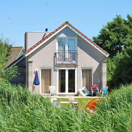 Beach Resort Makkum-3